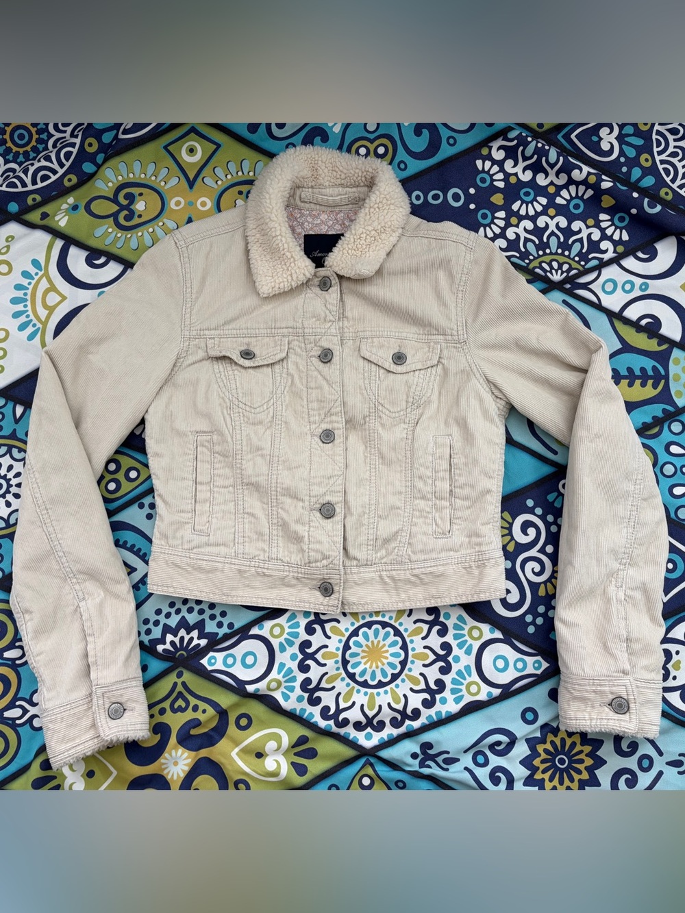 American Eagle Outfitters Sherpa-Collar Corduroy Lined Jacket in Cream